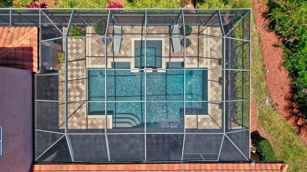 5207 Sand Lake Court Sarasota FL 34238