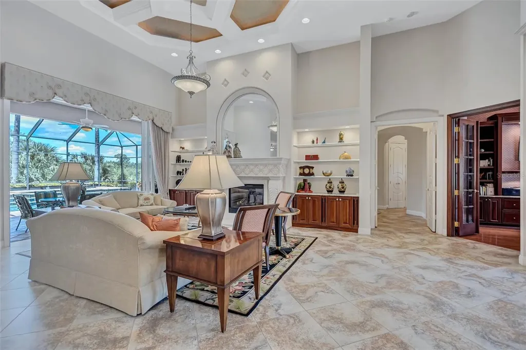 5207 Sand Lake Court Sarasota FL 34238