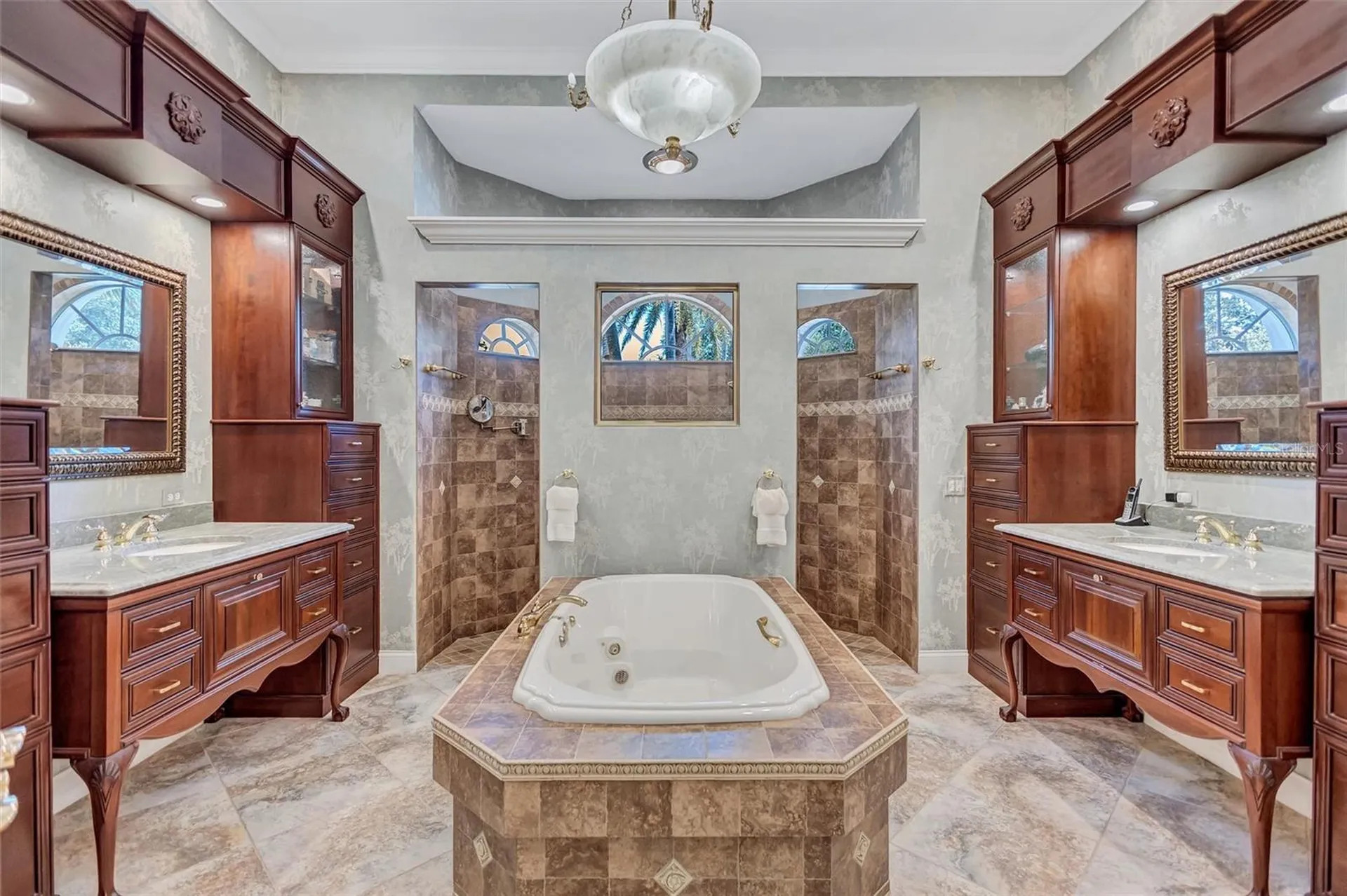 5207 Sand Lake Court Sarasota FL 34238