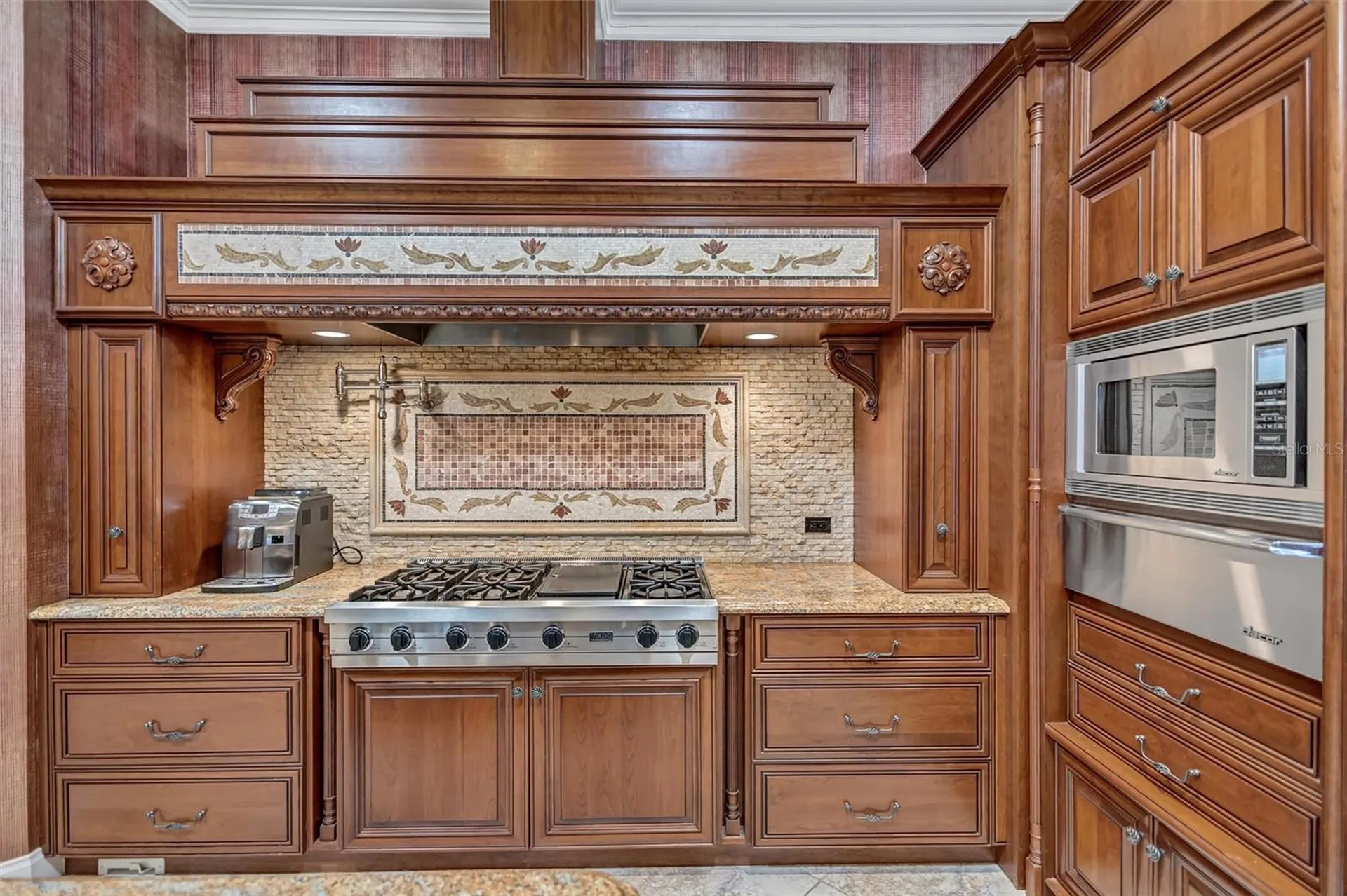 5207 Sand Lake Court Sarasota FL 34238