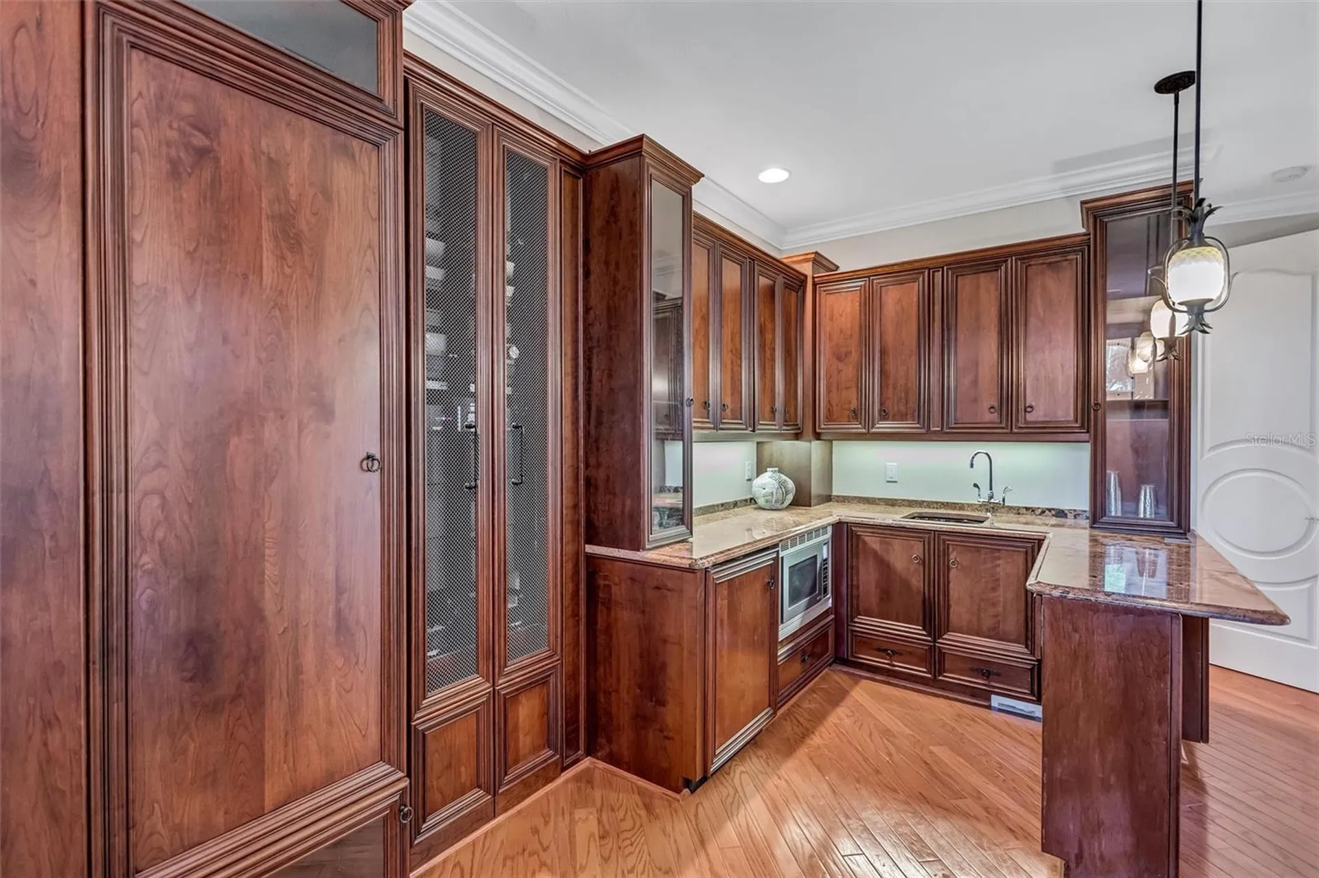 5207 Sand Lake Court Sarasota FL 34238