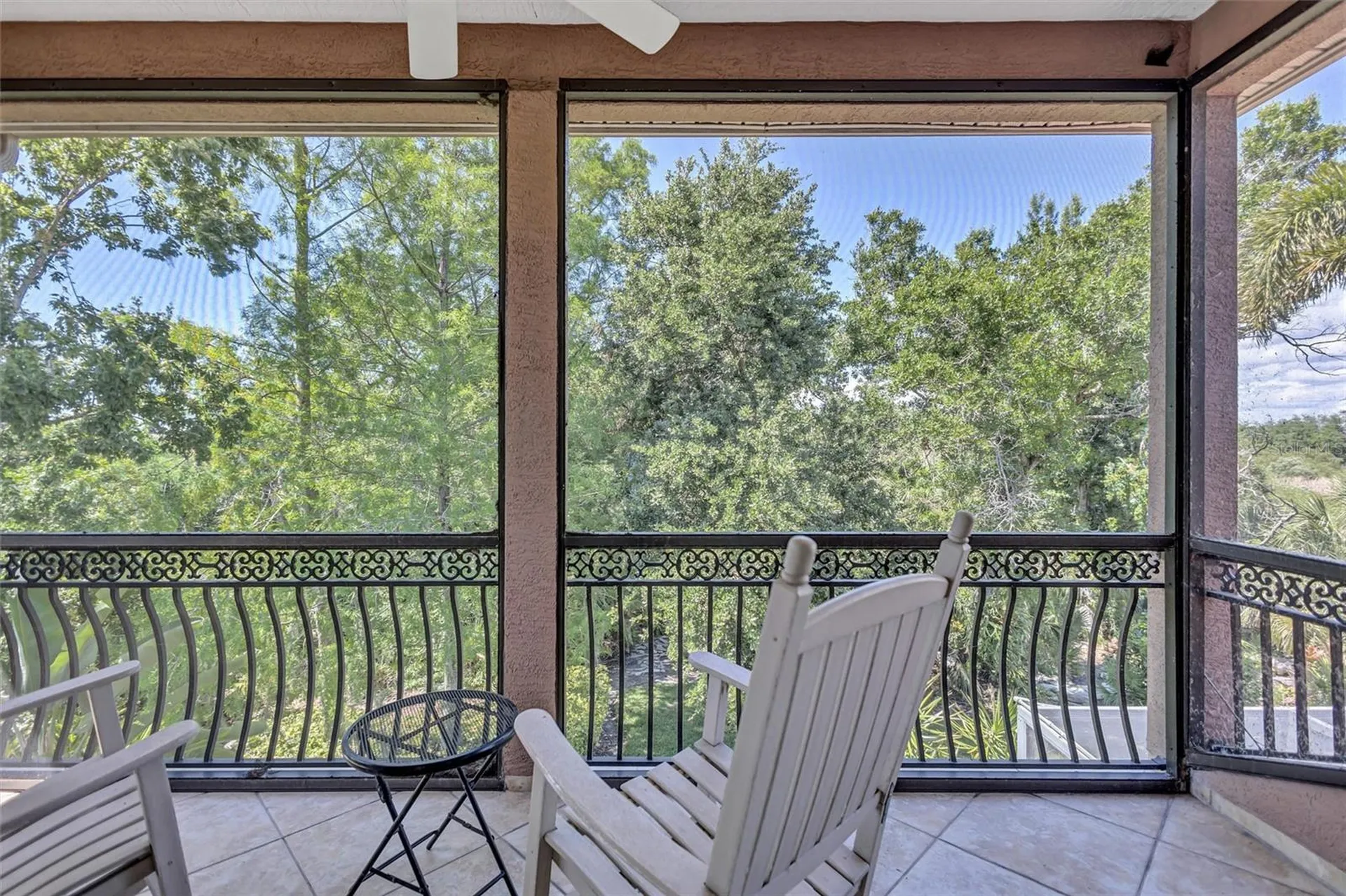5207 Sand Lake Court Sarasota FL 34238