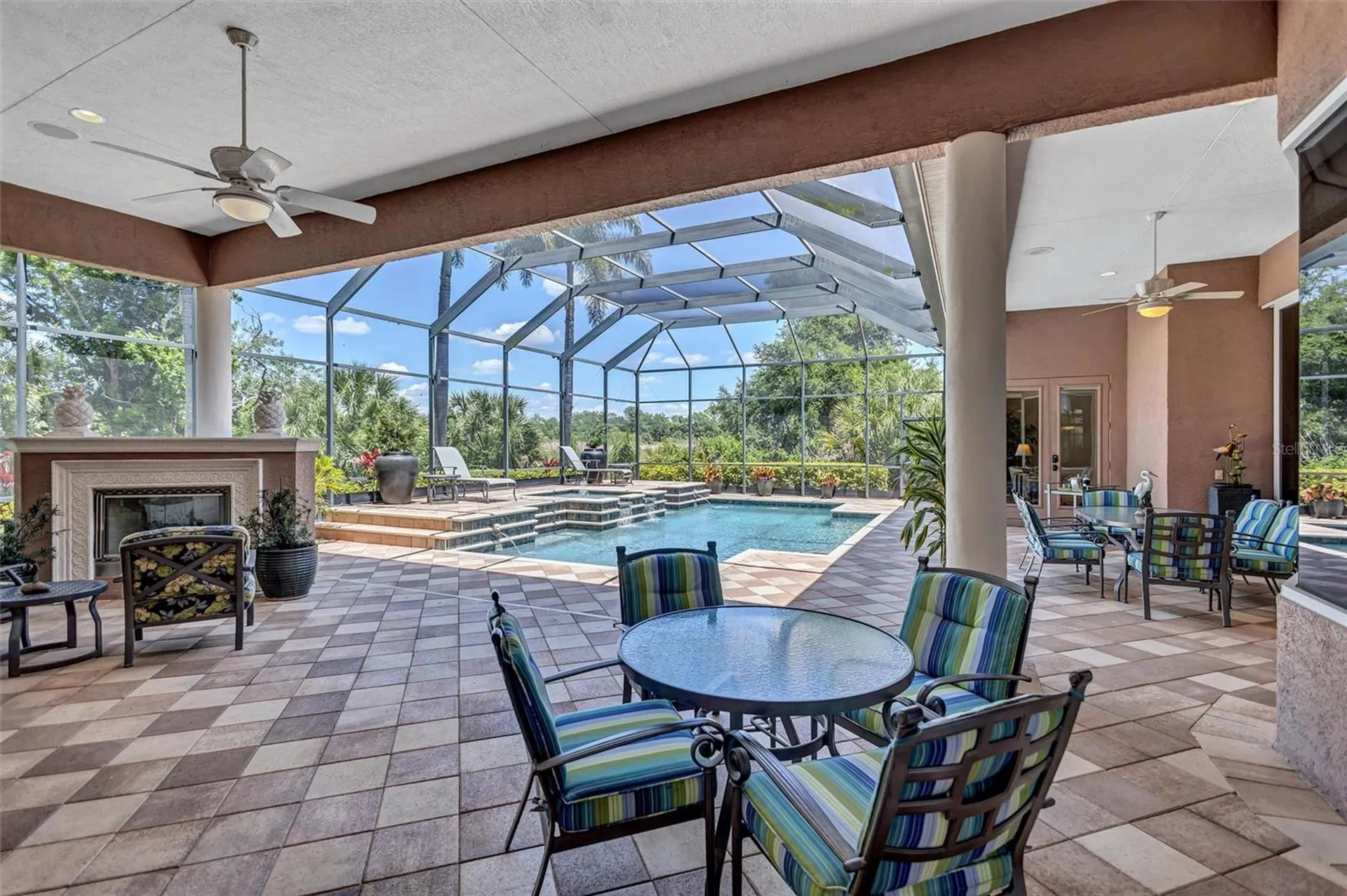 5207 Sand Lake Court Sarasota FL 34238