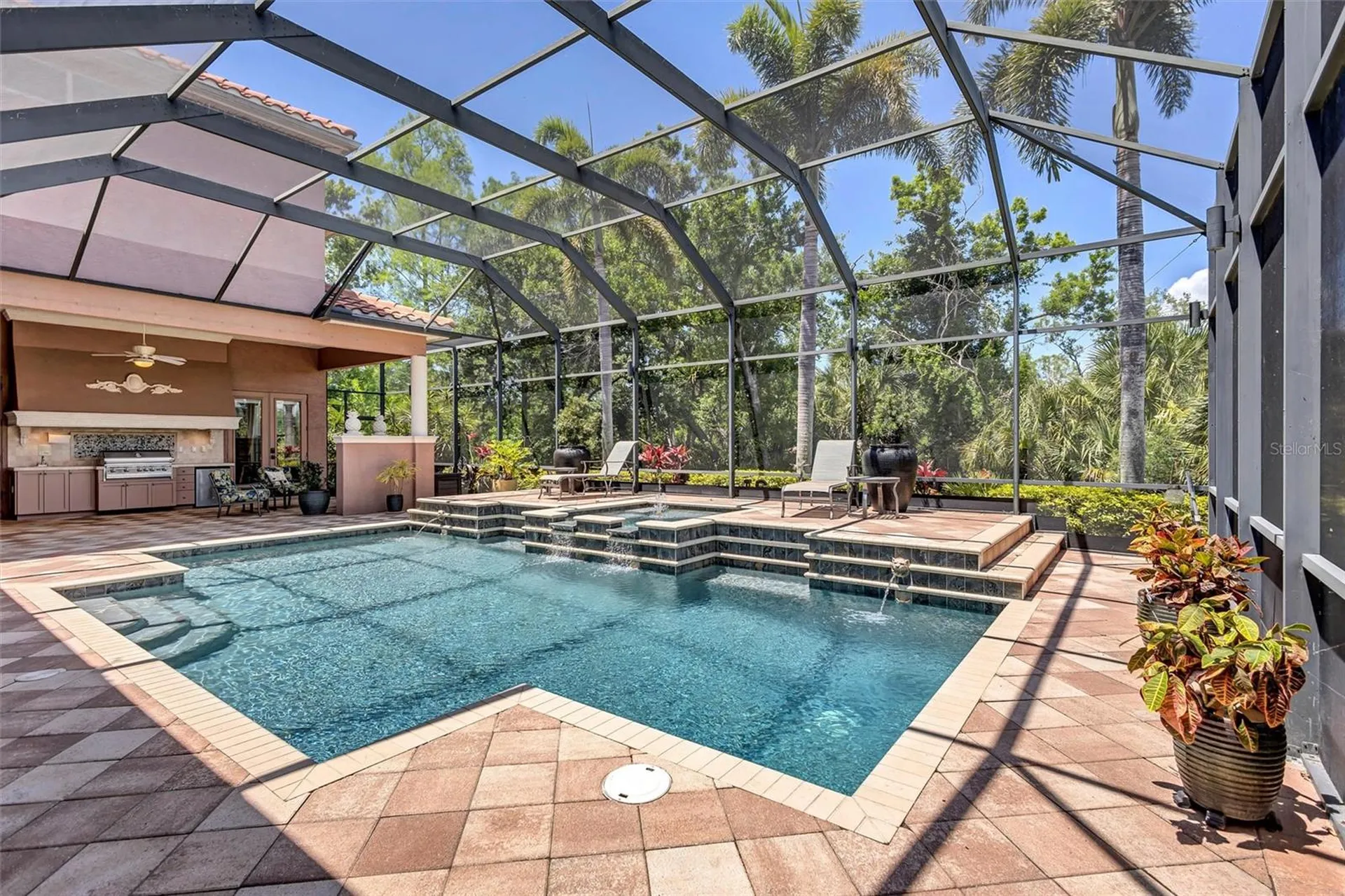 5207 Sand Lake Court Sarasota FL 34238