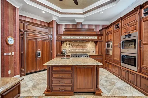 5207 Sand Lake Court Sarasota FL 34238