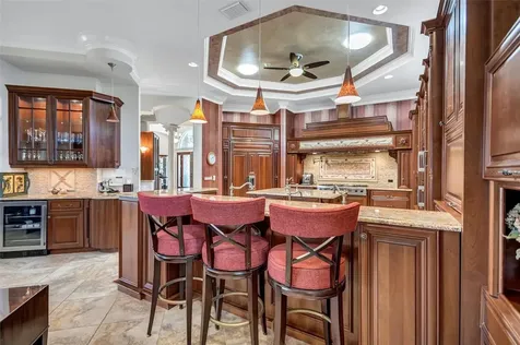 5207 Sand Lake Court Sarasota FL 34238