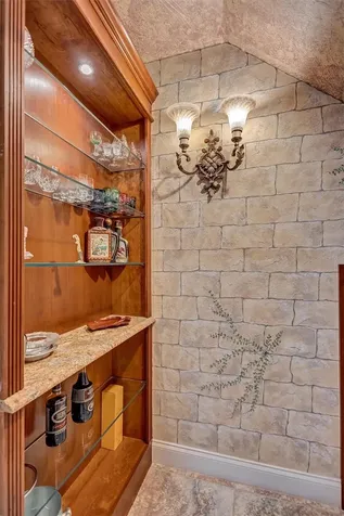 5207 Sand Lake Court Sarasota FL 34238