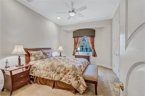 5207 Sand Lake Court Sarasota FL 34238