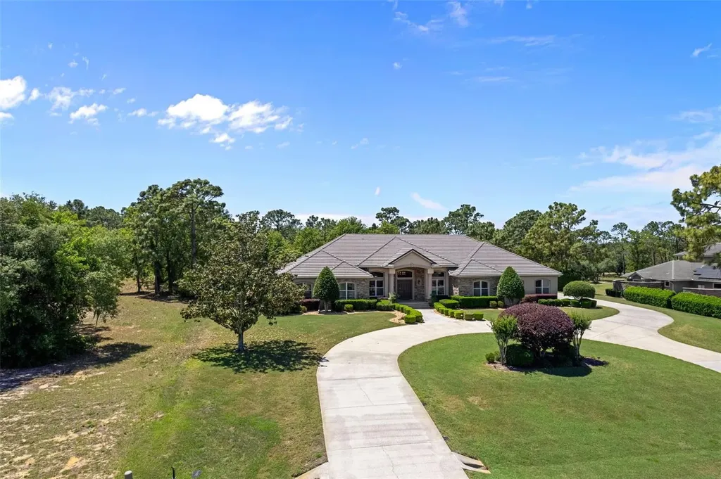 3975 N Grayhawk Loop Lecanto FL 34461