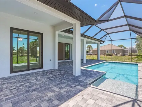 72 Tee View Road Rotonda West FL 33947