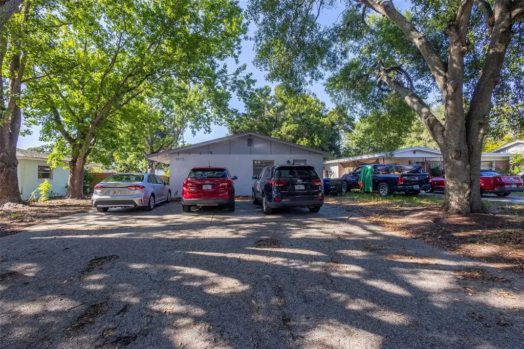 3073 Pine Tree Avenue Largo FL 33771