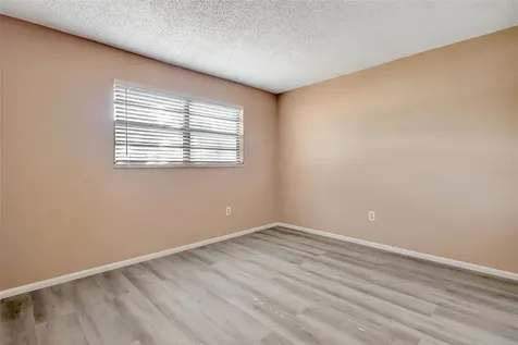 3073 Pine Tree Avenue Largo FL 33771