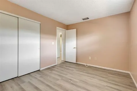 3073 Pine Tree Avenue Largo FL 33771