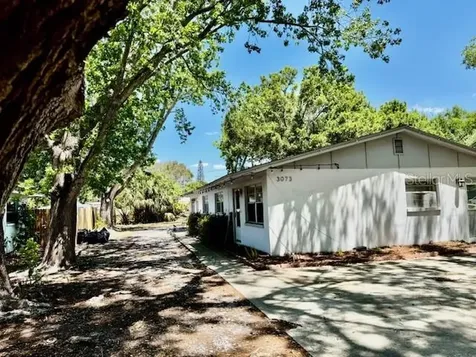 3073 Pine Tree Avenue Largo FL 33771