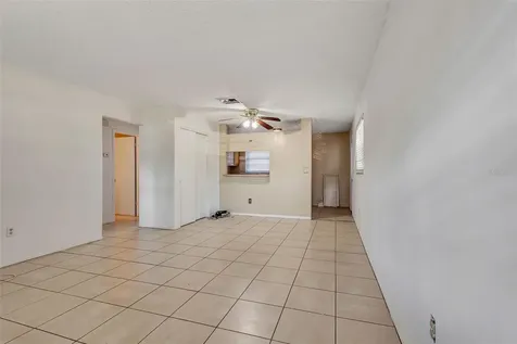 3073 Pine Tree Avenue Largo FL 33771