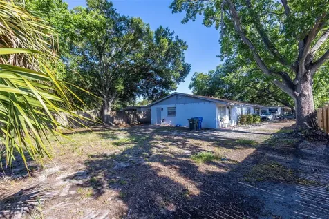 3073 Pine Tree Avenue Largo FL 33771