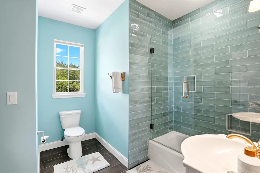 13227 110th Avenue Largo FL 33774