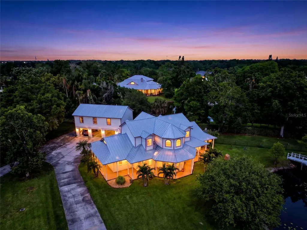 13227 110th Avenue Largo FL 33774