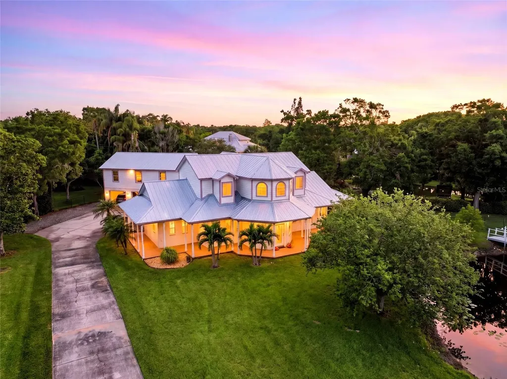 13227 110th Avenue Largo FL 33774