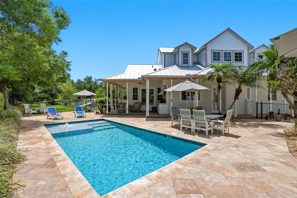 13227 110th Avenue Largo FL 33774