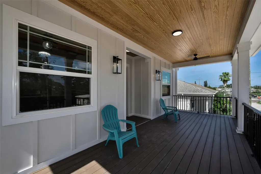 158 E Spruce Street Tarpon Springs FL 34689