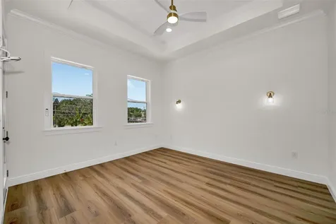 158 E Spruce Street Tarpon Springs FL 34689