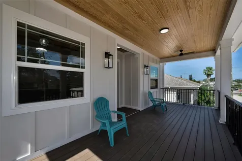 158 E Spruce Street Tarpon Springs FL 34689