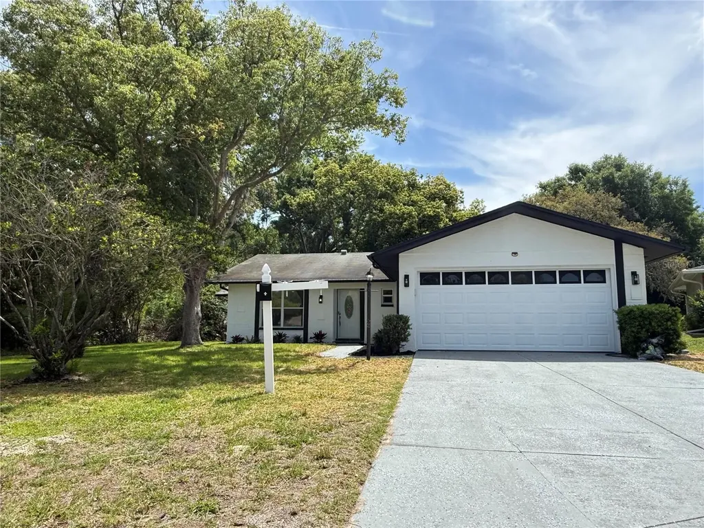 10501 Hardwood Court Port Richey FL 34668
