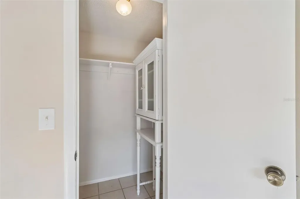 8804 Briar Hollow Court Tampa FL 33634