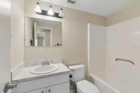 8804 Briar Hollow Court Tampa FL 33634