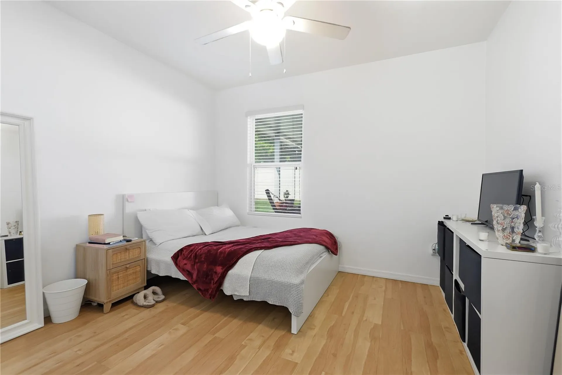 831 Oak Hollow Loop Deland FL 32724