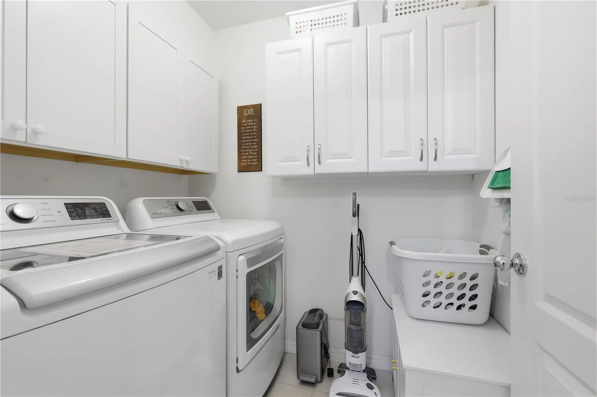 831 Oak Hollow Loop Deland FL 32724