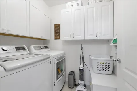 831 Oak Hollow Loop Deland FL 32724