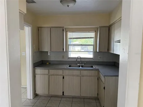 5410 Pecos Street Orlando FL 32807