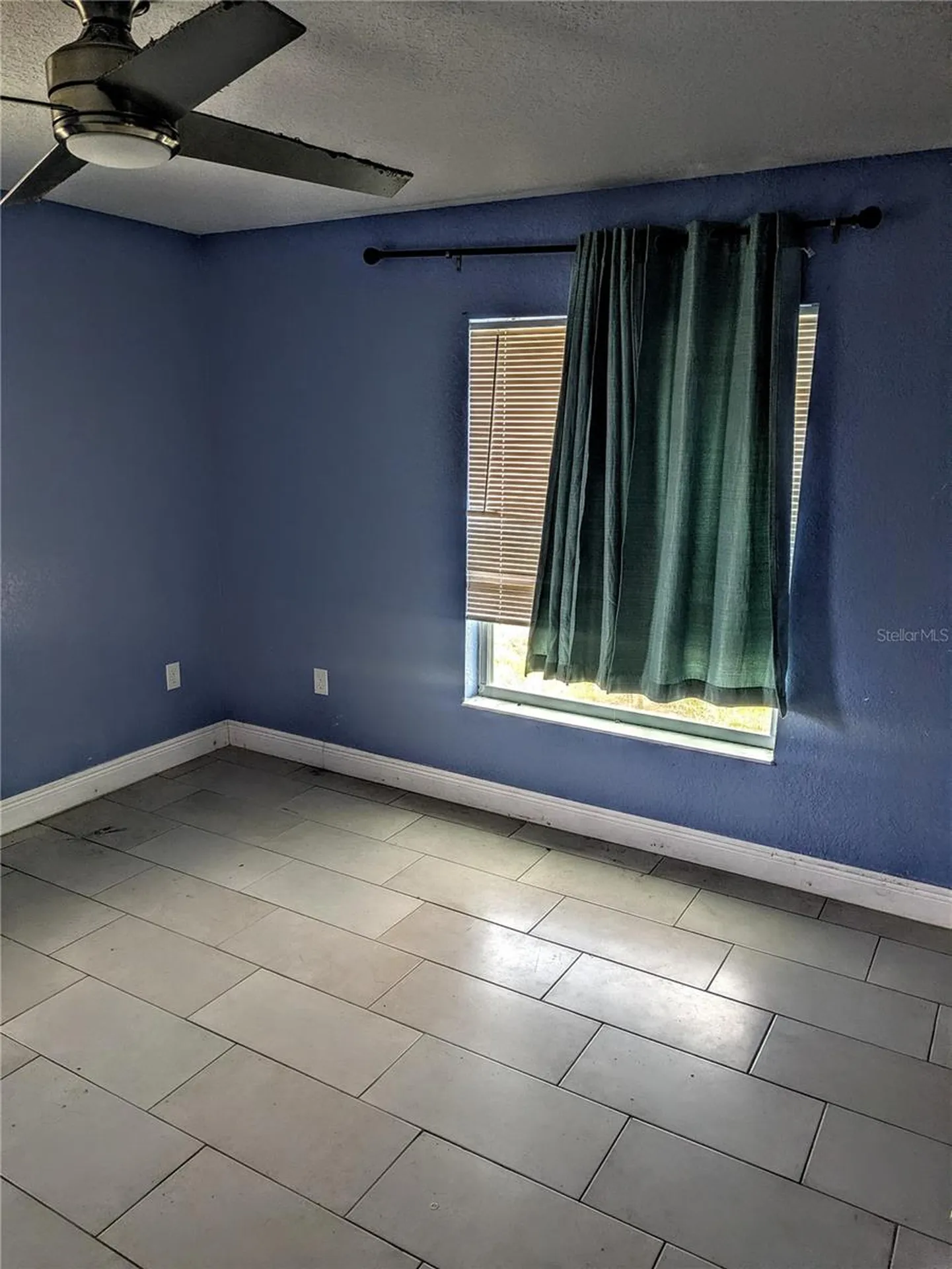 1916 10th Street S St Petersburg FL 33705