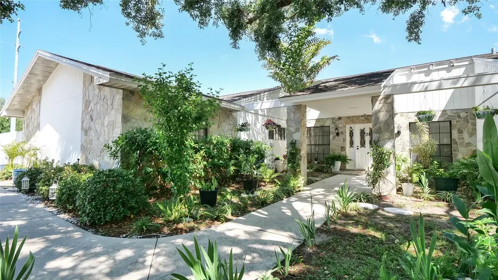 1307 Normandy Circle Palm Harbor FL 34683