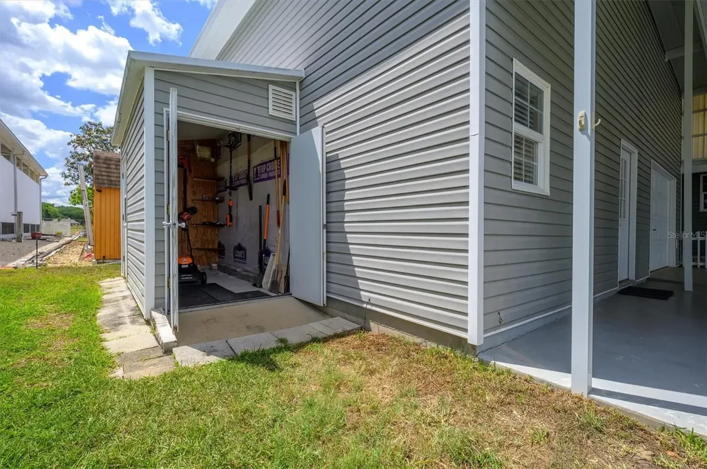 10027 Equity Avenue Dade City FL 33525
