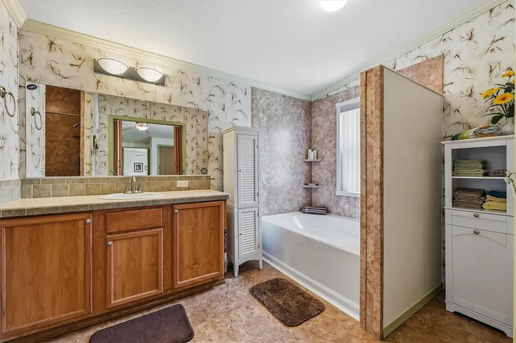 10027 Equity Avenue Dade City FL 33525