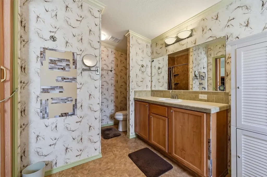 10027 Equity Avenue Dade City FL 33525