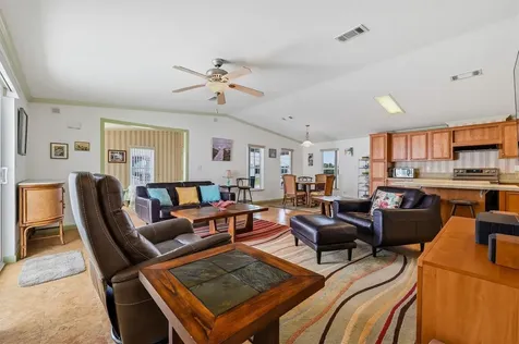 10027 Equity Avenue Dade City FL 33525
