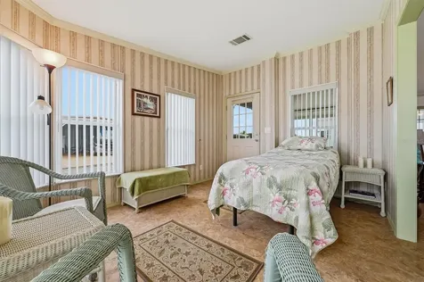10027 Equity Avenue Dade City FL 33525