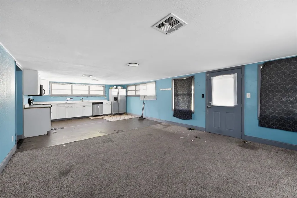 108 Earl Avenue Auburndale FL 33823