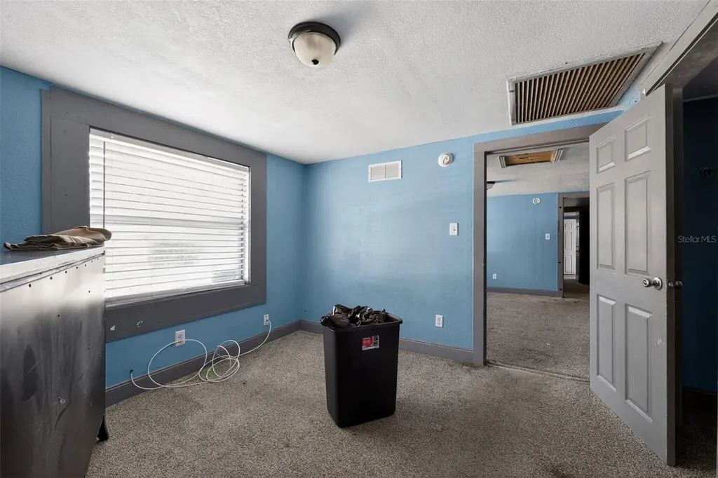 108 Earl Avenue Auburndale FL 33823