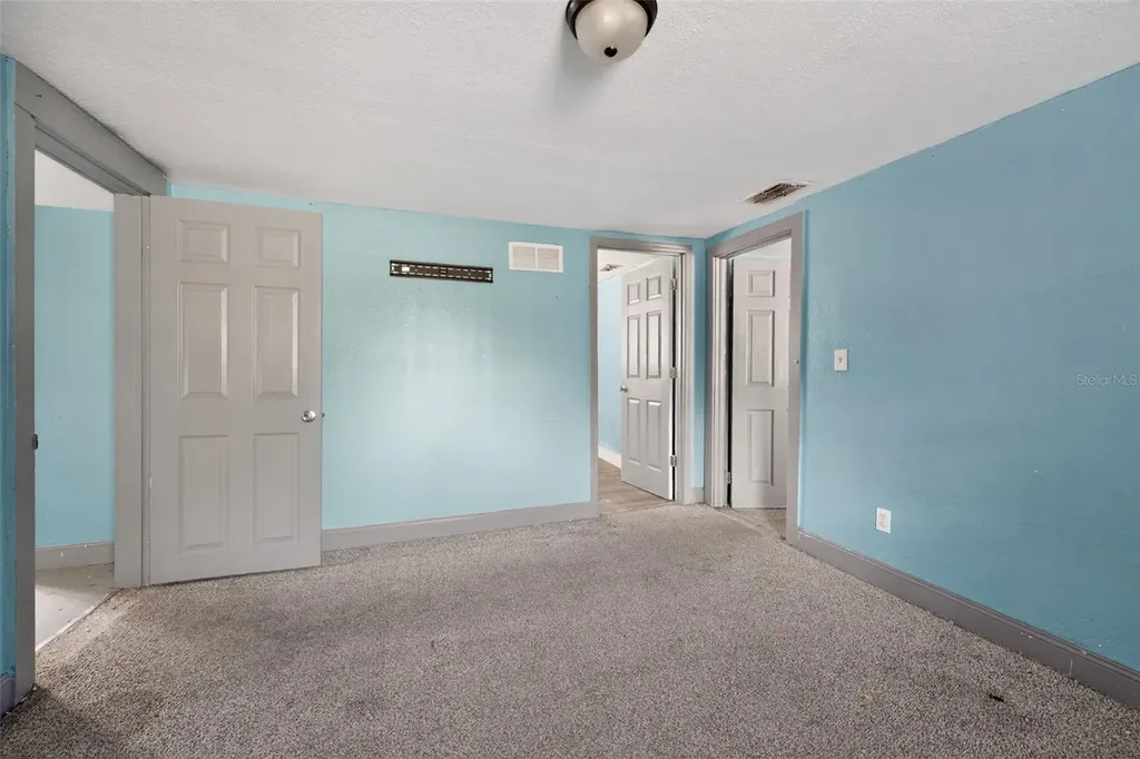 108 Earl Avenue Auburndale FL 33823