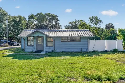 108 Earl Avenue Auburndale FL 33823