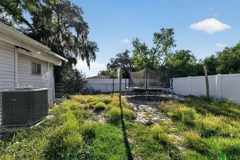 108 Earl Avenue Auburndale FL 33823