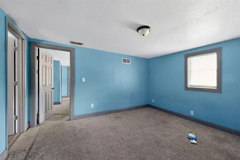 108 Earl Avenue Auburndale FL 33823