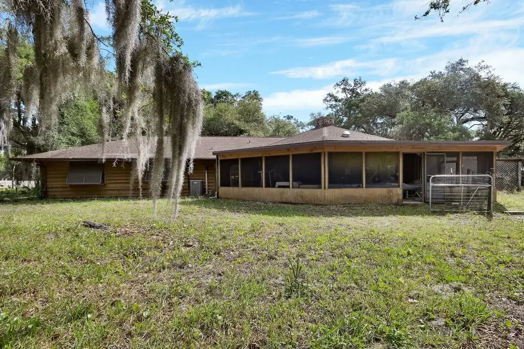175 Baywood Drive Oak Hill FL 32759
