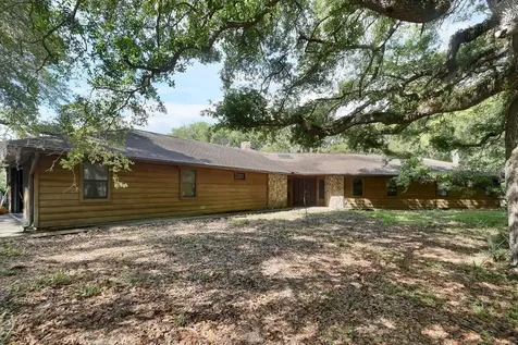 175 Baywood Drive Oak Hill FL 32759