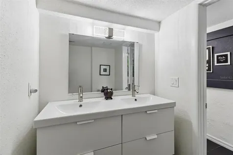77 N St Andrews Drive Ormond Beach FL 32174